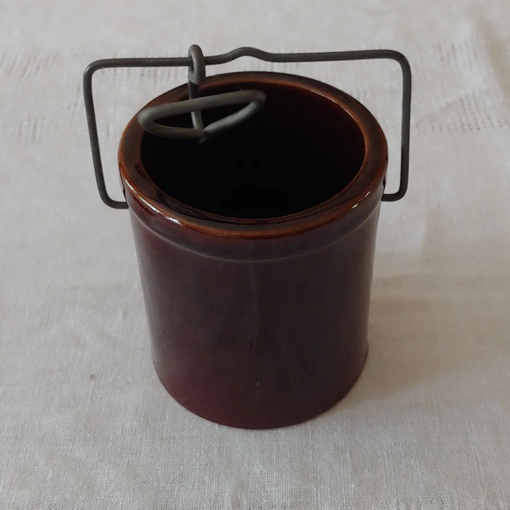 Vintage Stoneware Country Crock